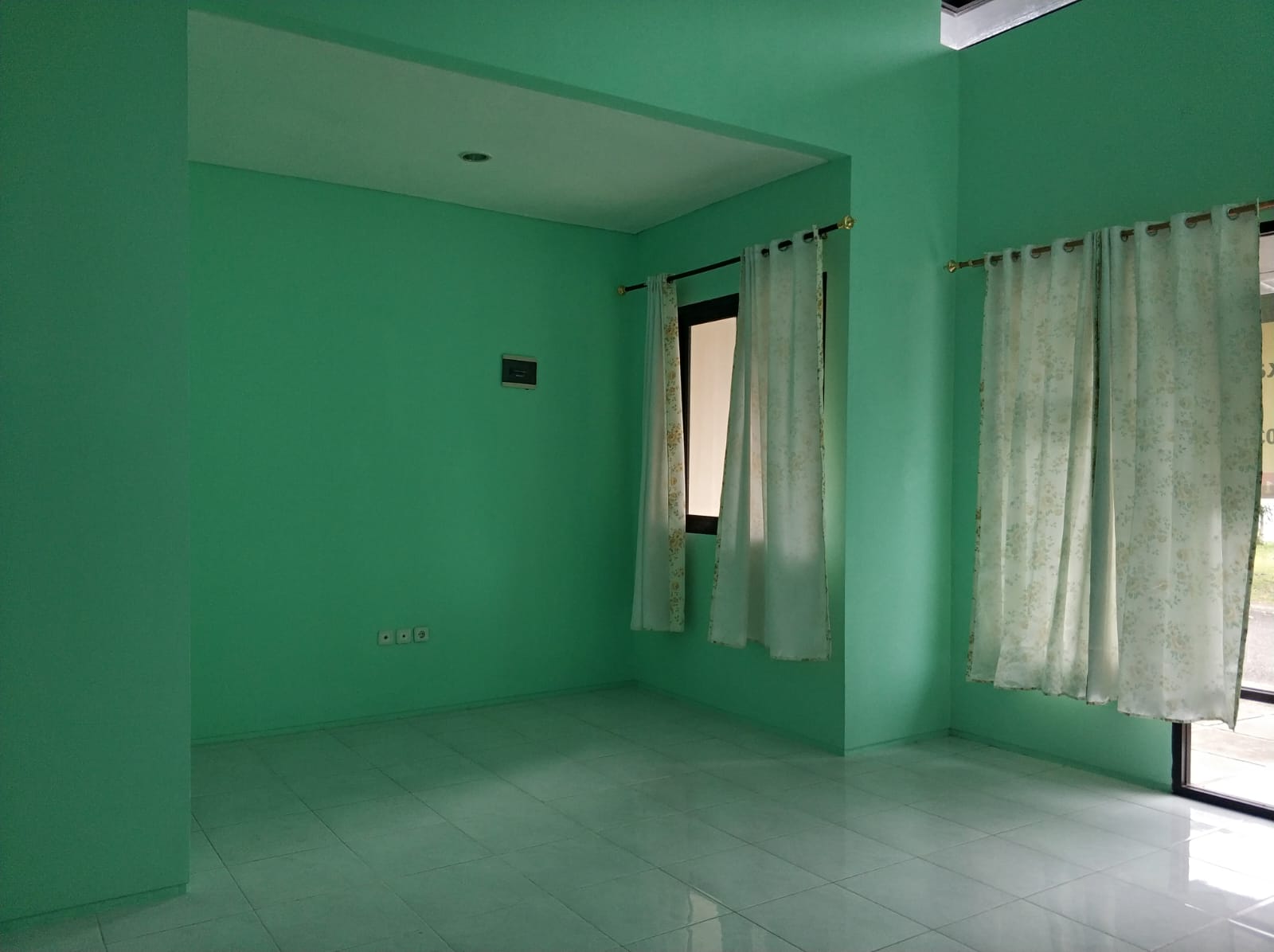 Rumah Disewakan Siap Huni di Cluster Elysium Lippo Cikarang